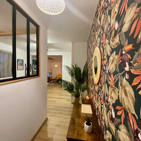 Le Point Virgule - Parking Prive - Climatisation *