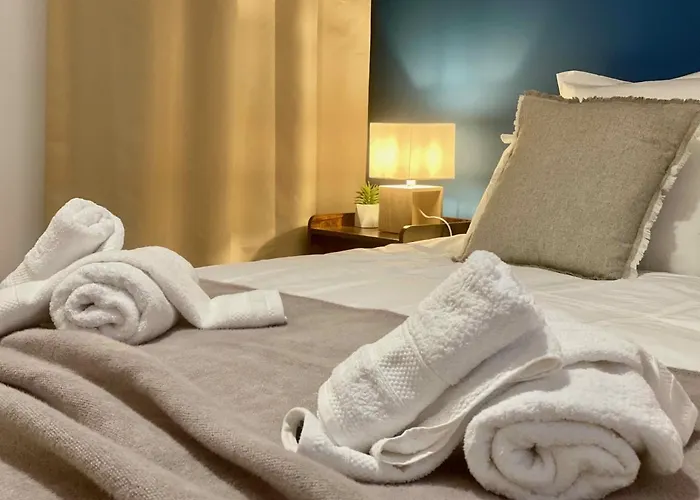 Le Point Virgule - Parking Privé - Climatisation *